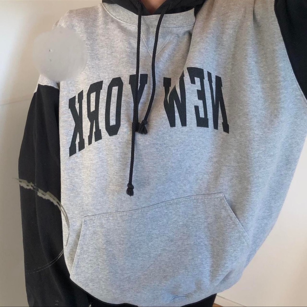 Brandy Melville New York Christy Hoodie Jacket Sweatshirt Sweater